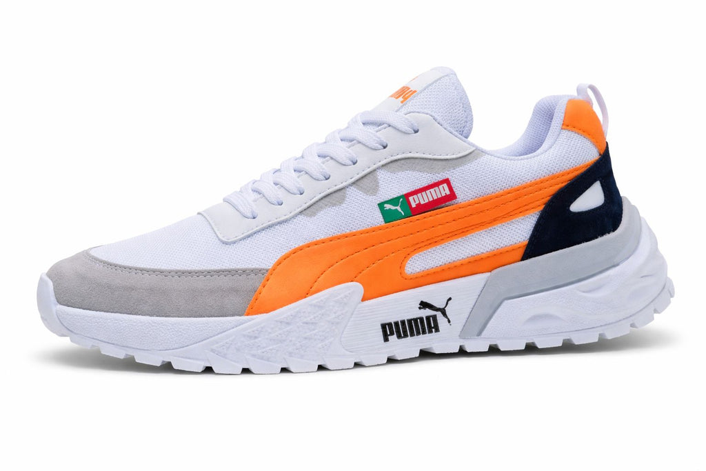 Tenis deportivos Puma para hombre en combinación negro y naranja