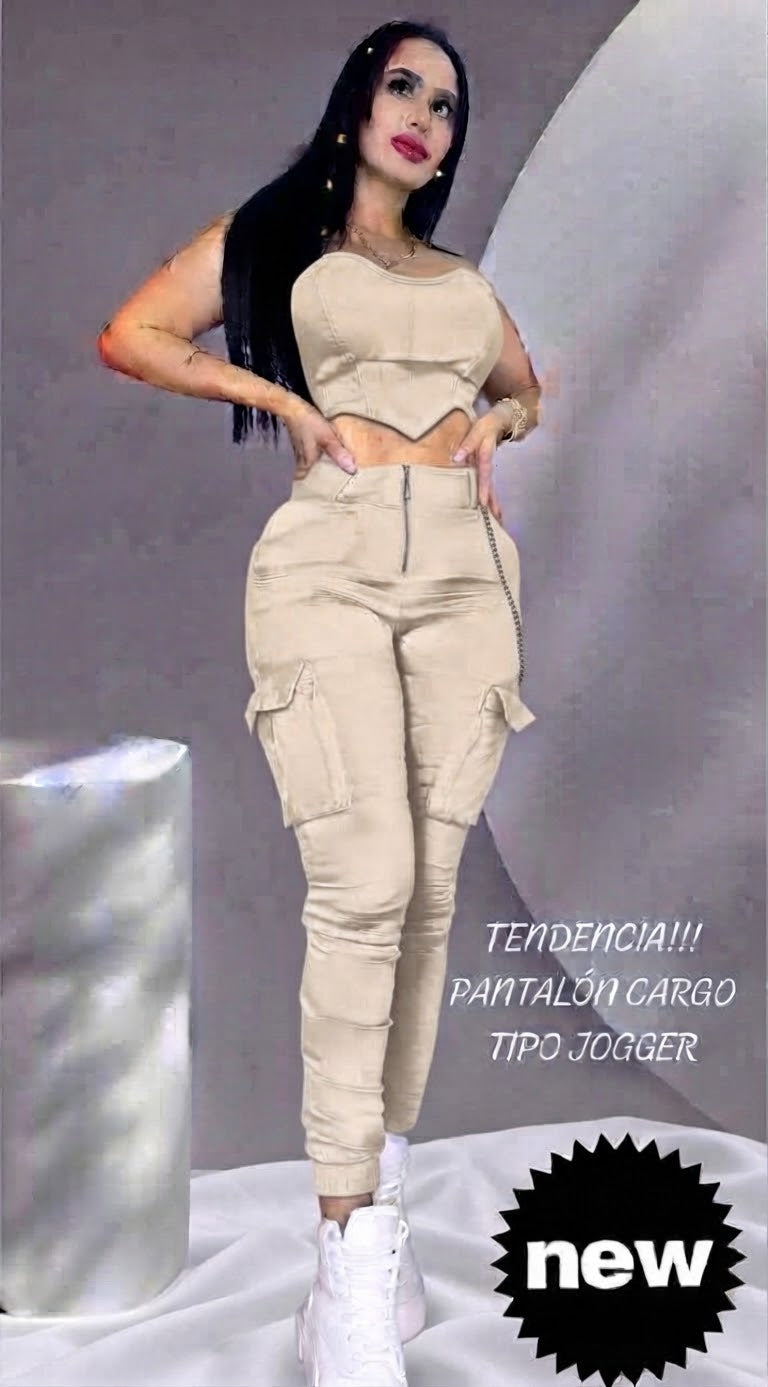 Conjunto femenino con corset y pantalón jogger
